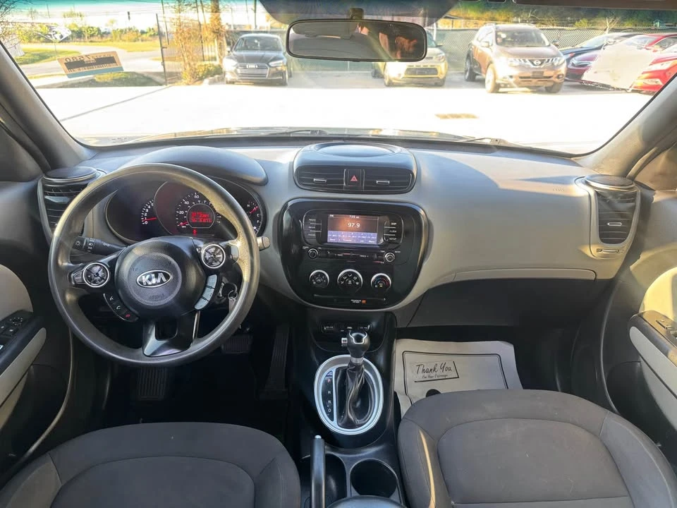 2019 Kia Soul - Image 7 of 11