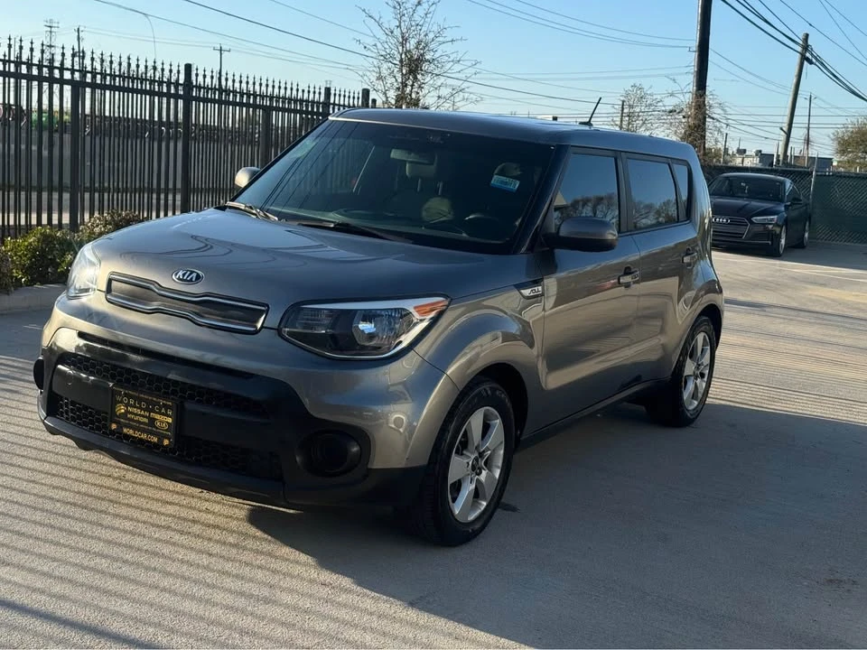2019 Kia Soul - Image 3 of 11