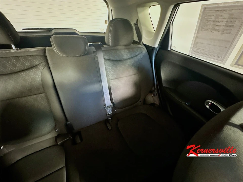 2019 Kia Soul - Image 14 of 21