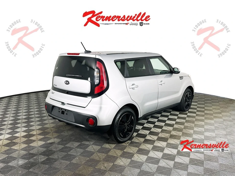 2019 Kia Soul - Image 7 of 21