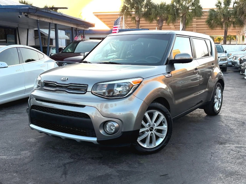 2019 Kia Soul - Image 3 of 21