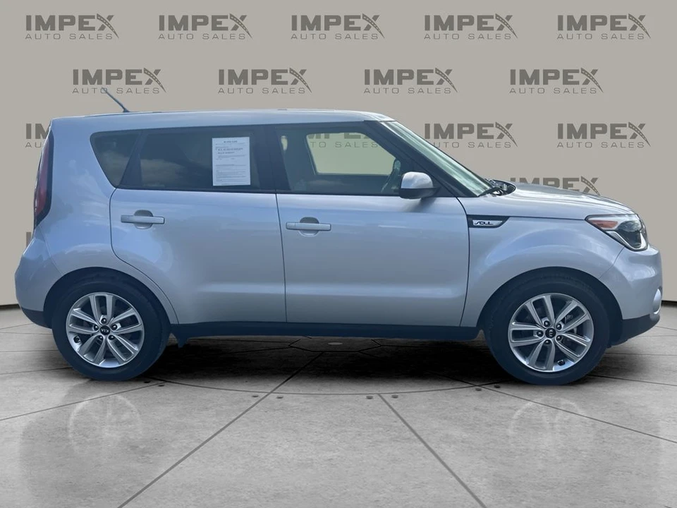 2019 Kia Soul - Image 6 of 21