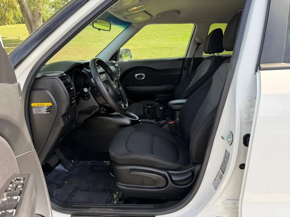 2019 Kia Soul - Image 11 of 12
