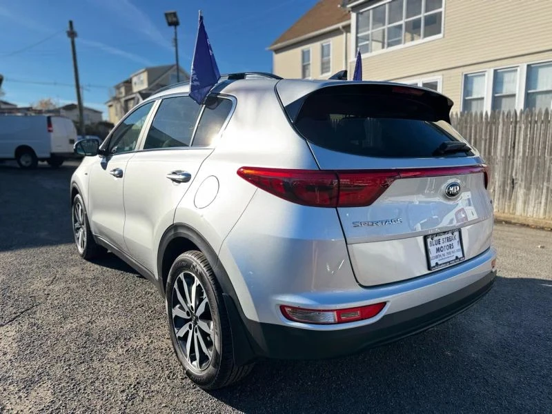 2019 Kia Sportage - Image 8 of 12
