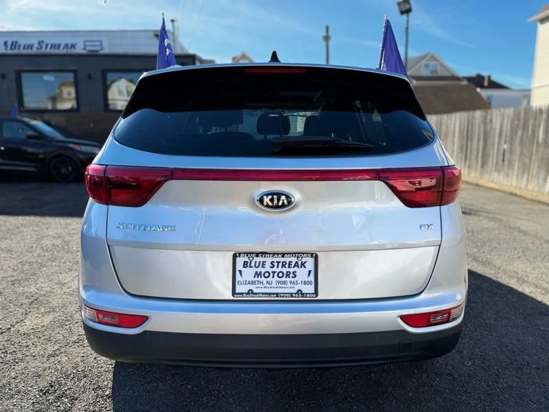 2019 Kia Sportage - Image 9 of 12