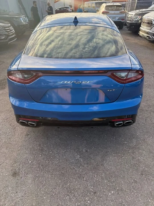 2019 Kia Stinger - Image 5 of 15