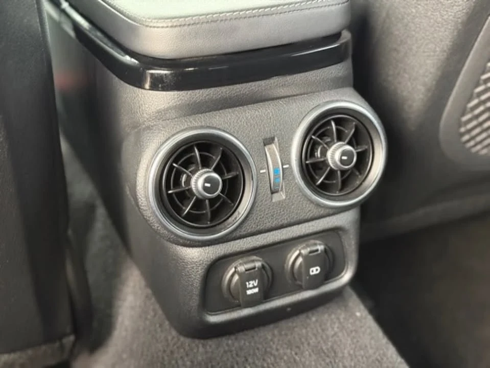2019 Kia Stinger - Image 14 of 14