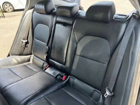 2019 Kia Stinger - Image 11 of 20
