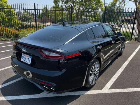 2019 Kia Stinger - Image 6 of 20