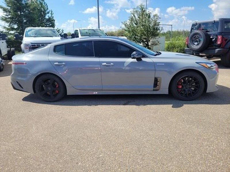 2019 Kia Stinger - Image 4 of 15