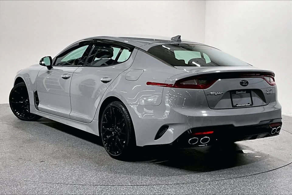 2019 Kia Stinger - Image 4 of 20