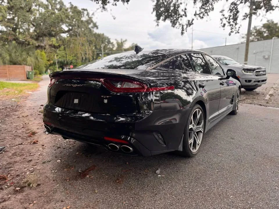 2019 Kia Stinger - Image 4 of 10
