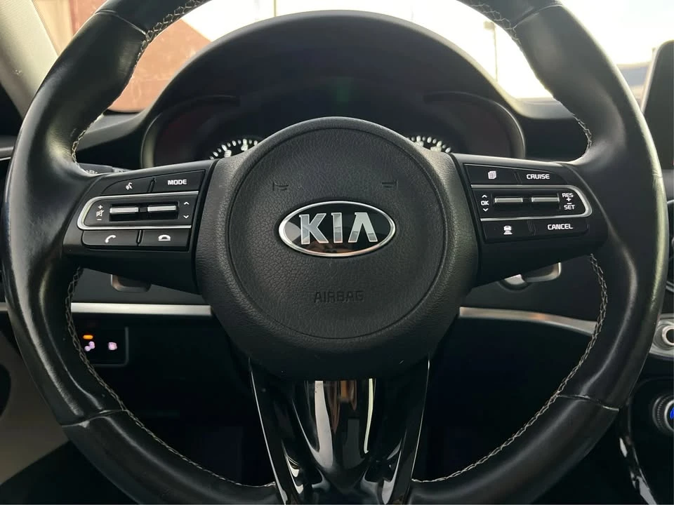 2019 Kia Stinger - Image 18 of 19