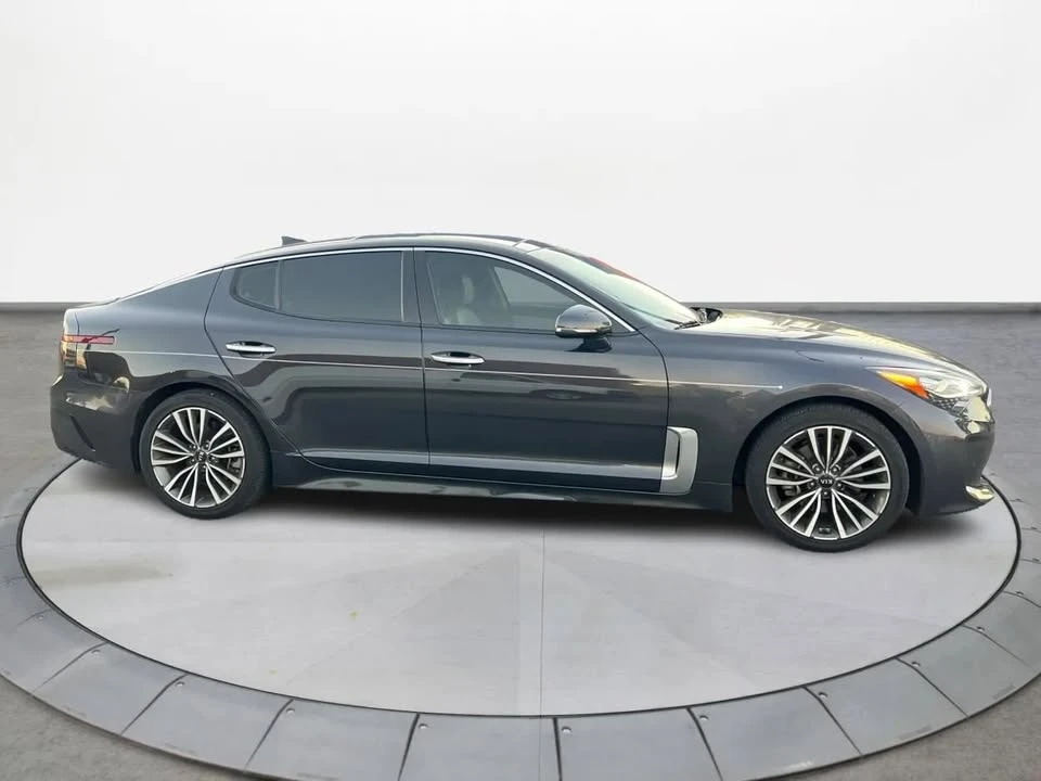 2019 Kia Stinger - Image 3 of 19