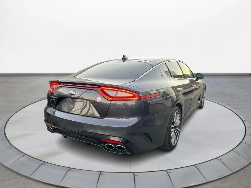 2019 Kia Stinger - Image 4 of 19