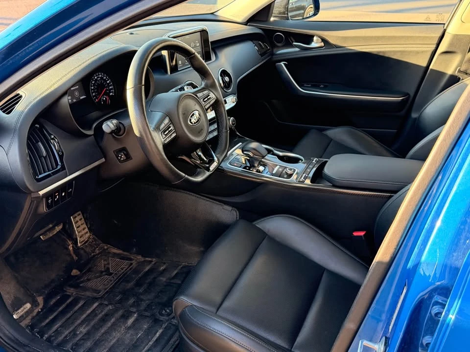 2019 Kia Stinger - Image 6 of 11