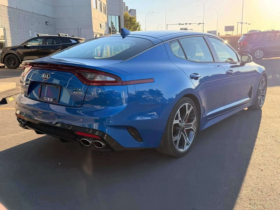 2019 Kia Stinger - Image 5 of 11