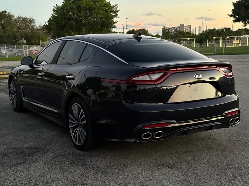 2019 Kia Stinger - Image 5 of 9