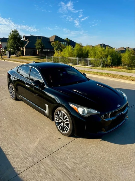 2019 Kia Stinger - Image 3 of 13