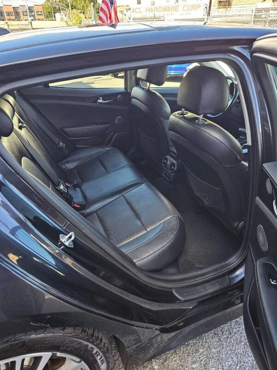 2019 Kia Stinger - Image 8 of 20