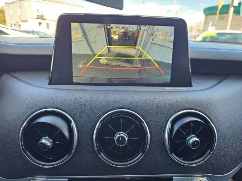2019 Kia Stinger - Image 15 of 20
