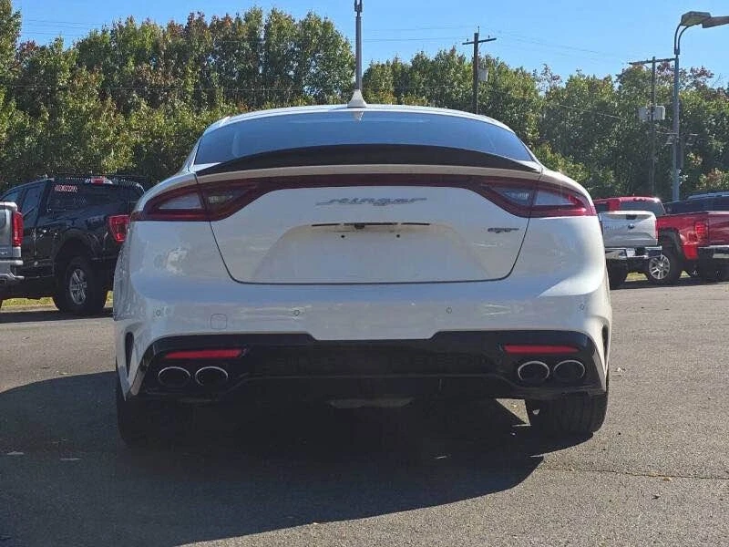 2019 Kia Stinger - Image 7 of 19