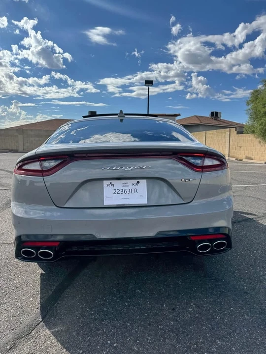 2019 Kia Stinger - Image 5 of 18