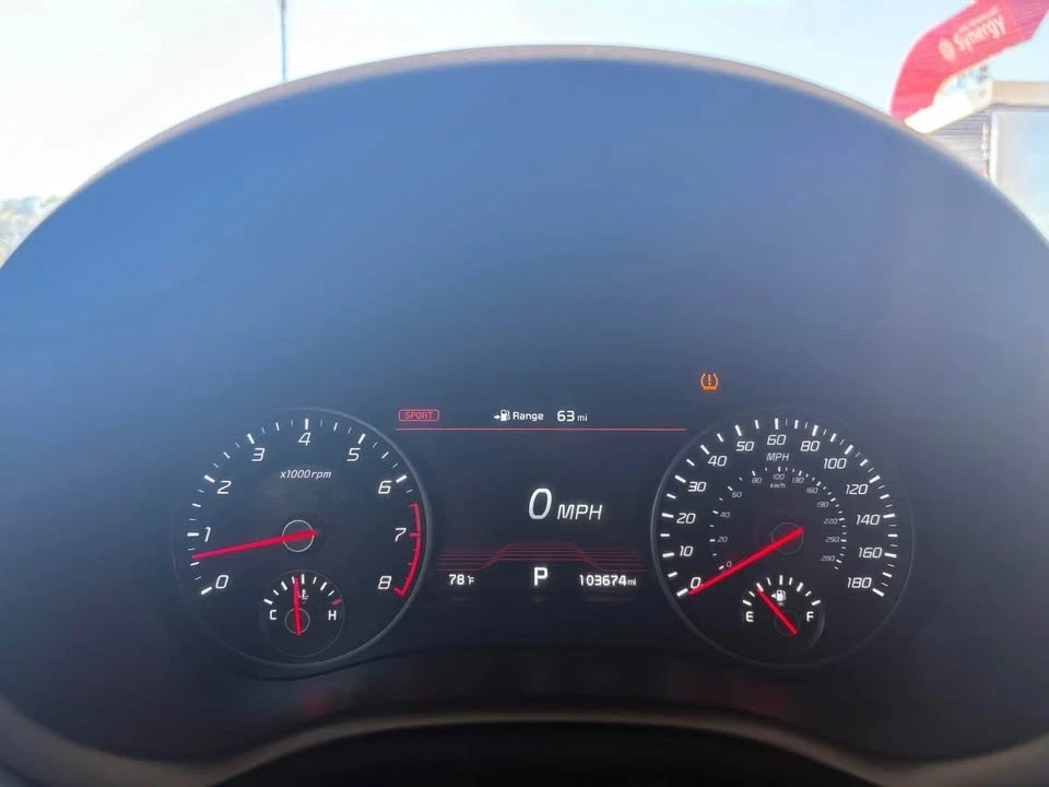 2019 Kia Stinger - Image 16 of 17