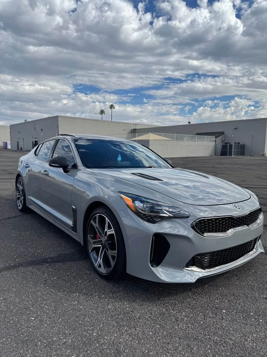 2019 Kia Stinger - Image 2 of 18