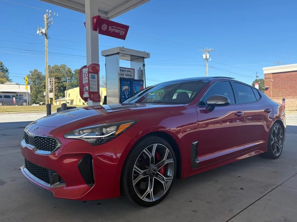 2019 Kia Stinger - Image 2 of 17