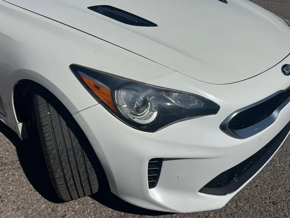 2019 Kia Stinger - Image 11 of 20