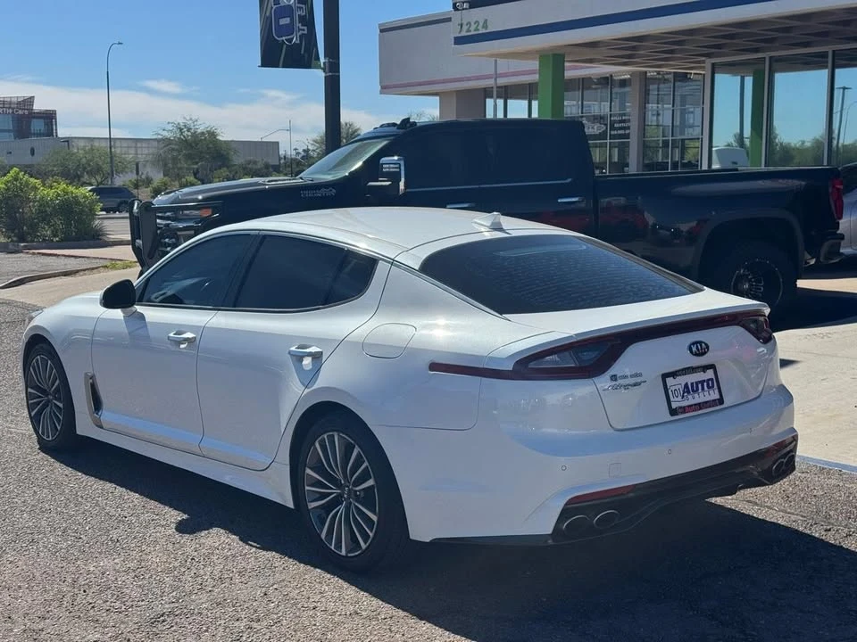 2019 Kia Stinger - Image 3 of 20