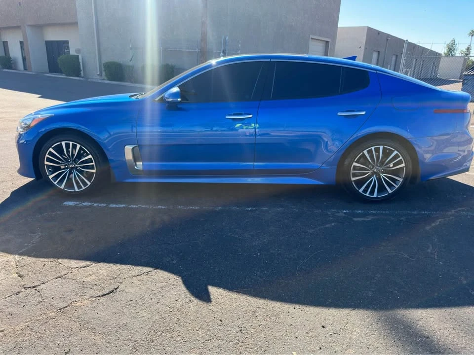 2019 Kia Stinger - Image 6 of 10