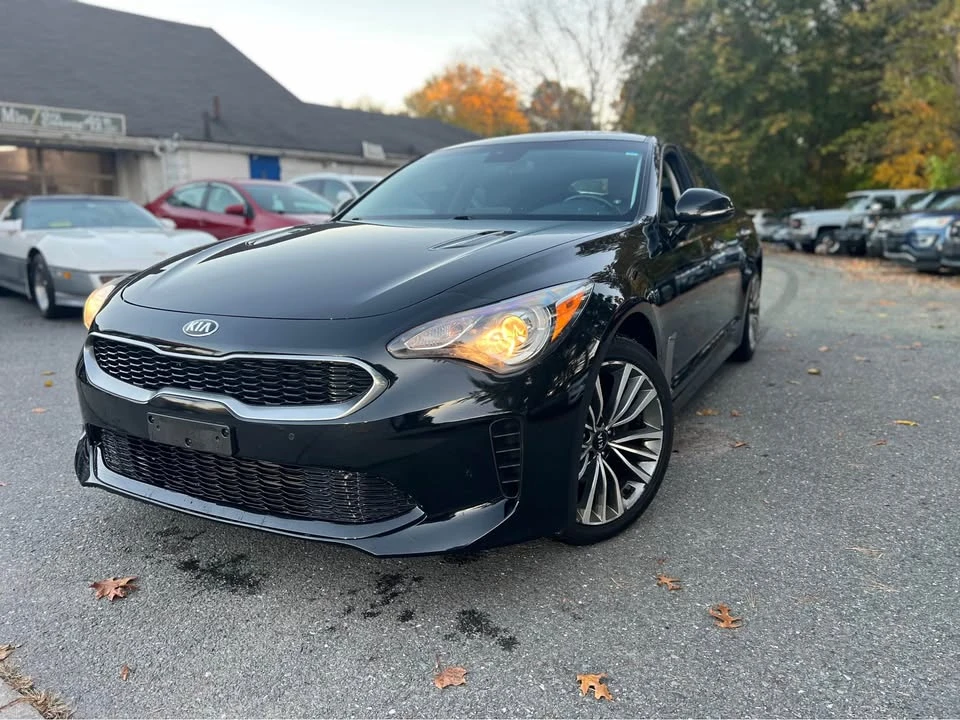 2019 Kia Stinger - Image 4 of 14