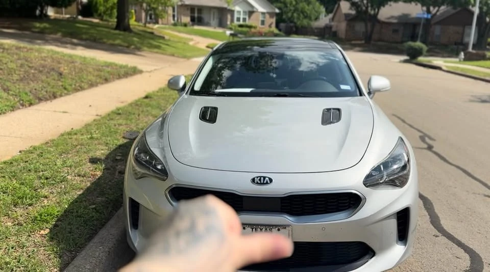 2019 Kia Stinger - Image 8 of 8