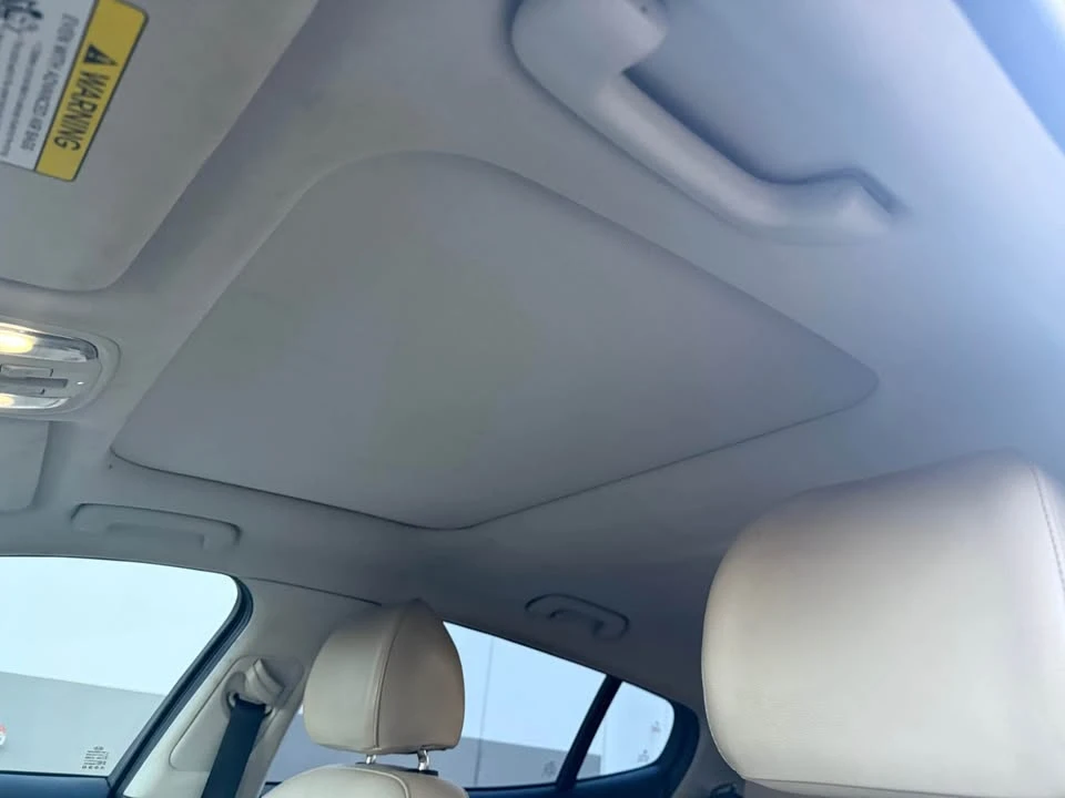 2019 Kia Stinger - Image 12 of 19