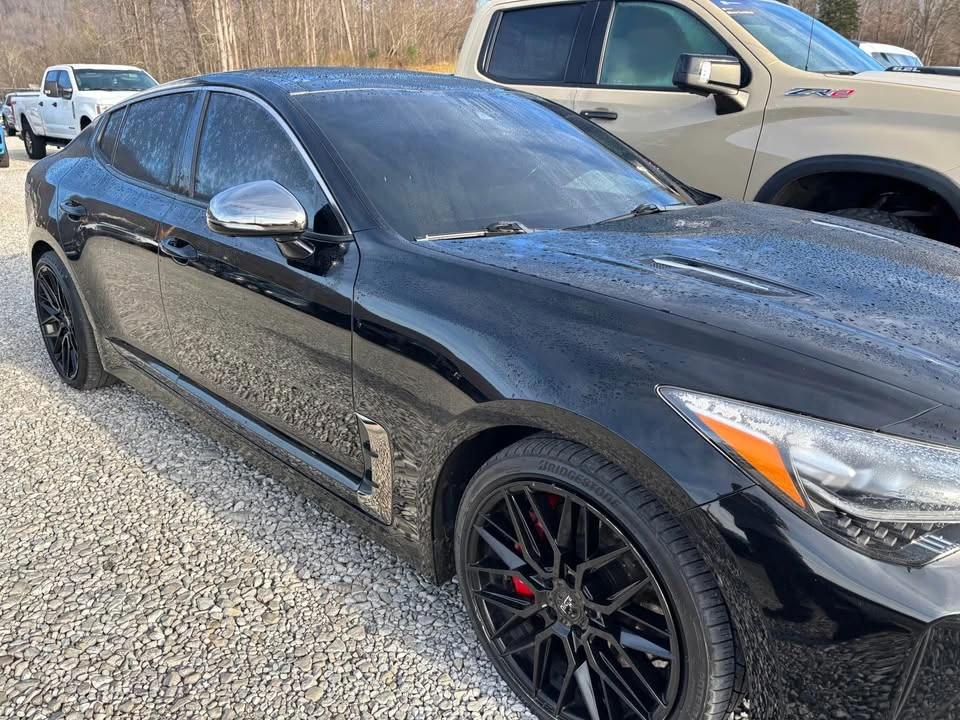 2019 Kia Stinger - Image 3 of 8
