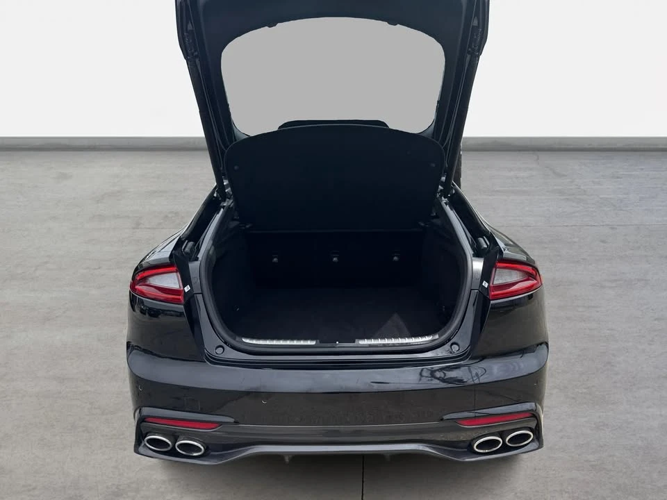 2019 Kia Stinger - Image 15 of 20