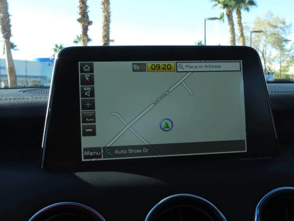 2019 Kia Stinger - Image 4 of 16