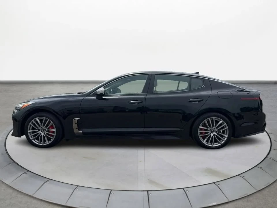 2019 Kia Stinger - Image 2 of 20