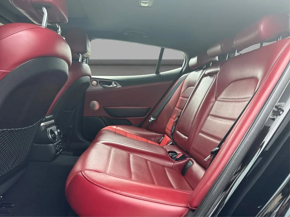 2019 Kia Stinger - Image 11 of 20