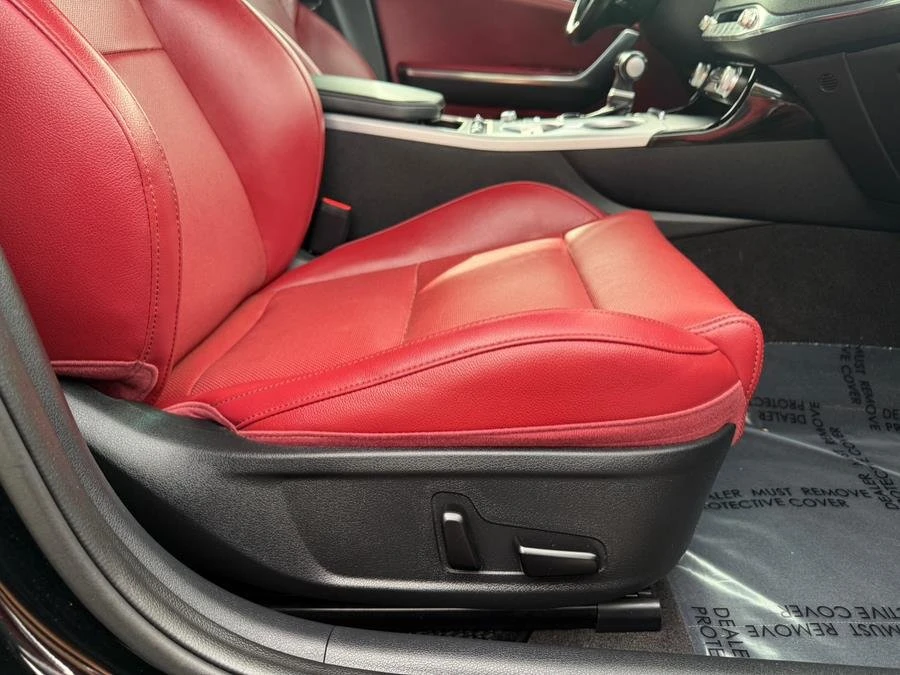 2019 Kia Stinger - Image 16 of 20