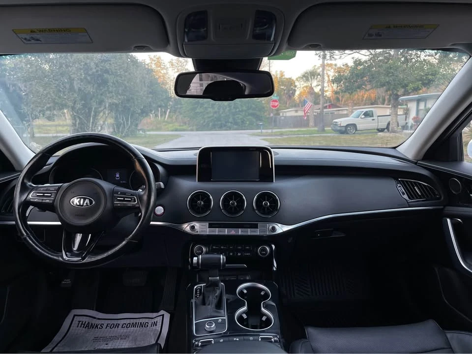 2019 Kia Stinger - Image 6 of 15