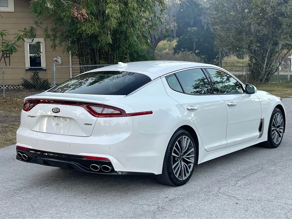 2019 Kia Stinger - Image 3 of 15