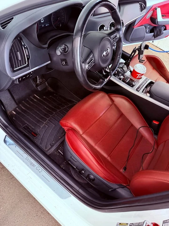 2019 Kia Stinger - Image 9 of 9