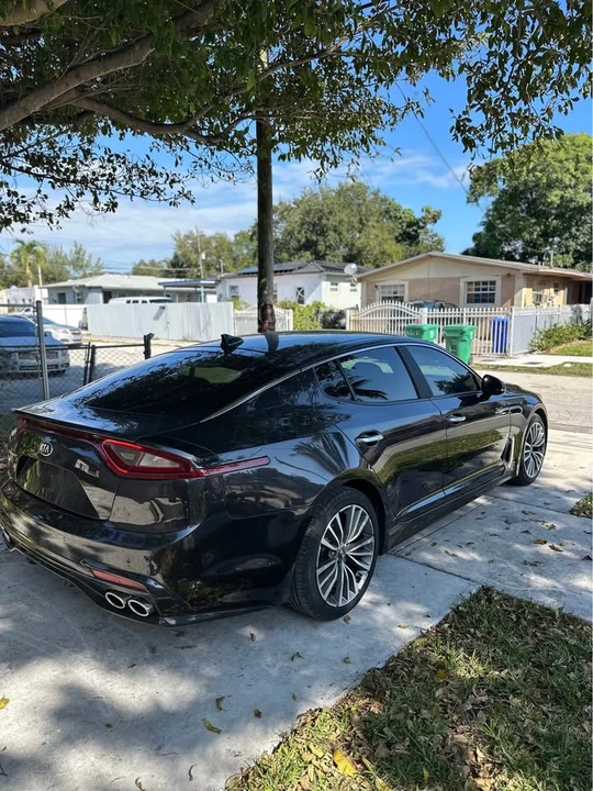 2019 Kia Stinger - Image 4 of 11