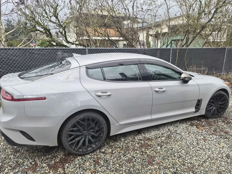 2019 Kia Stinger - Image 3 of 6