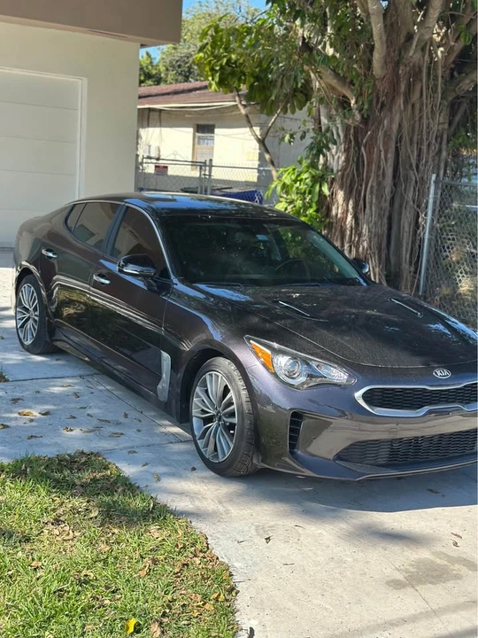 2019 Kia Stinger - Image 3 of 11