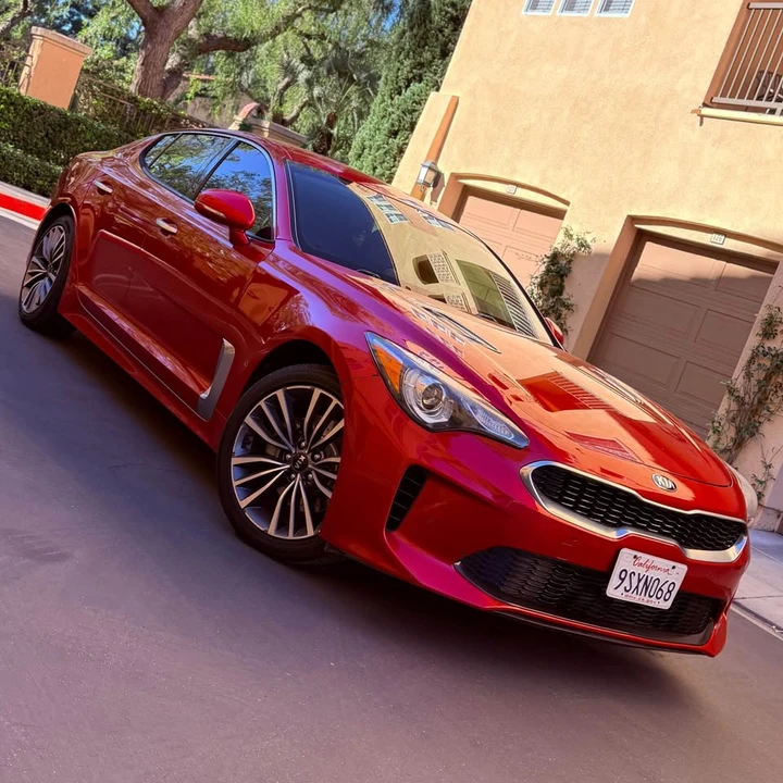 2019 Kia Stinger - Image 2 of 19