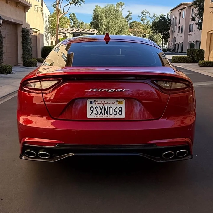2019 Kia Stinger - Image 8 of 19